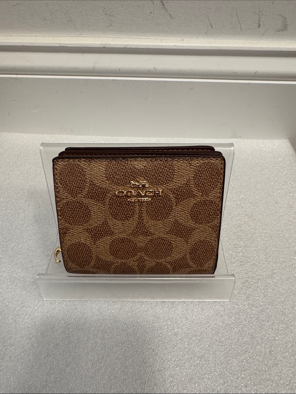 Coach signature log small snap wallet NWOT